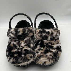Crocs faux fur sure slip on clogs in black Men 13